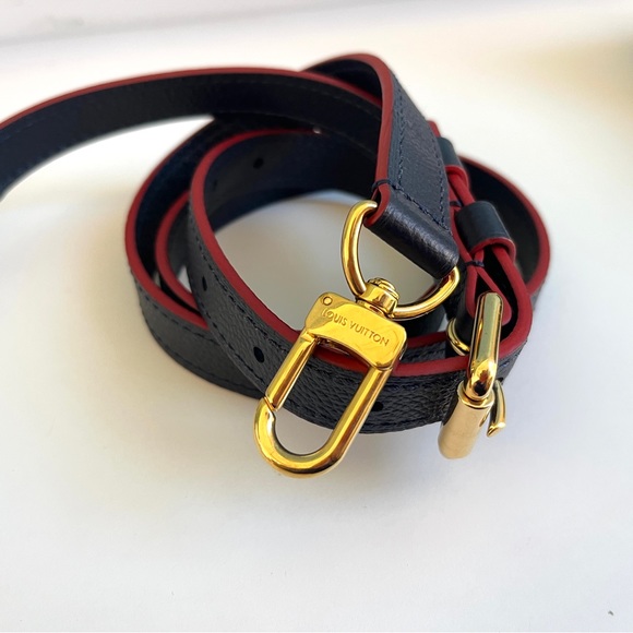 Louis Vuitton Pochette Métis Empreinte Marine Rouge box & accessories! - Picture 15 of 16